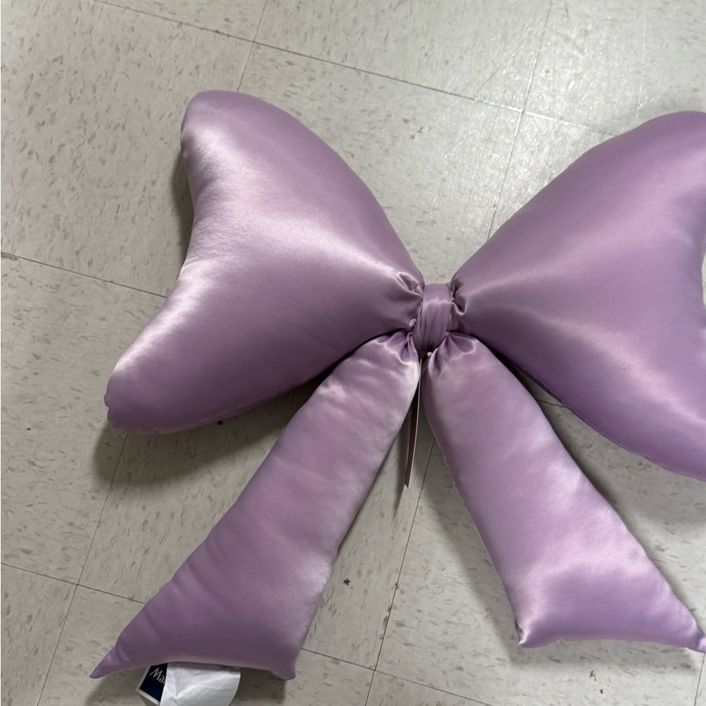 TRULY Lavender Bow Pillow